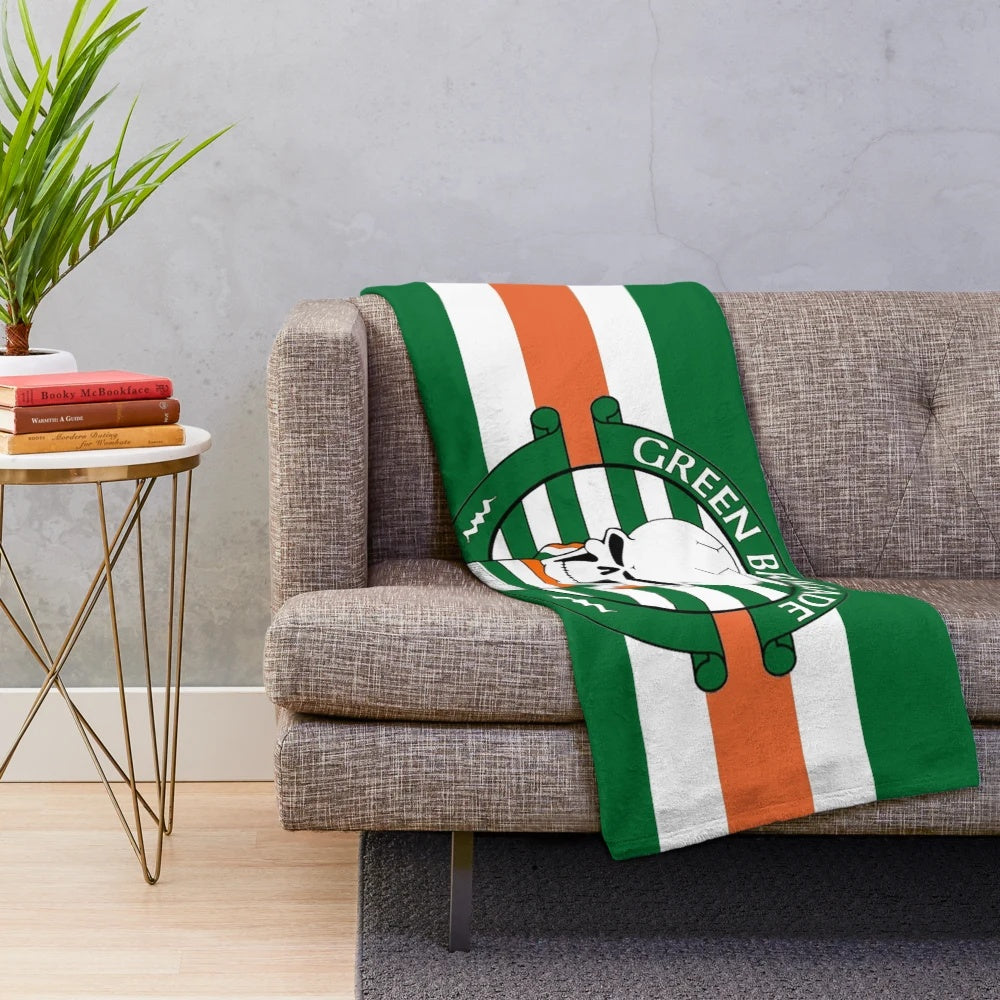 Soft and warm plush blanket with Celtic FC inspired design