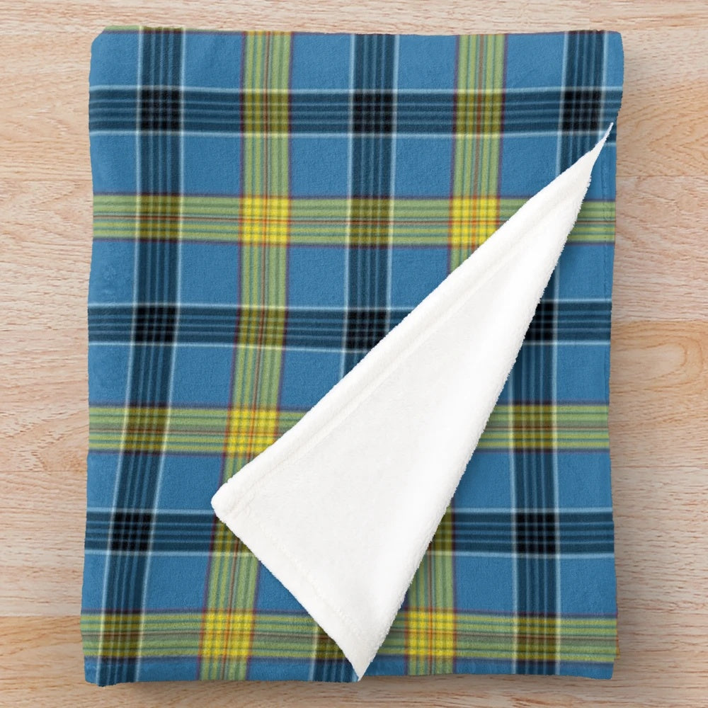 Clan Laing tartan plush blanket