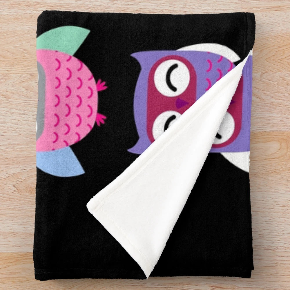 Colorful owl pattern plush blanket