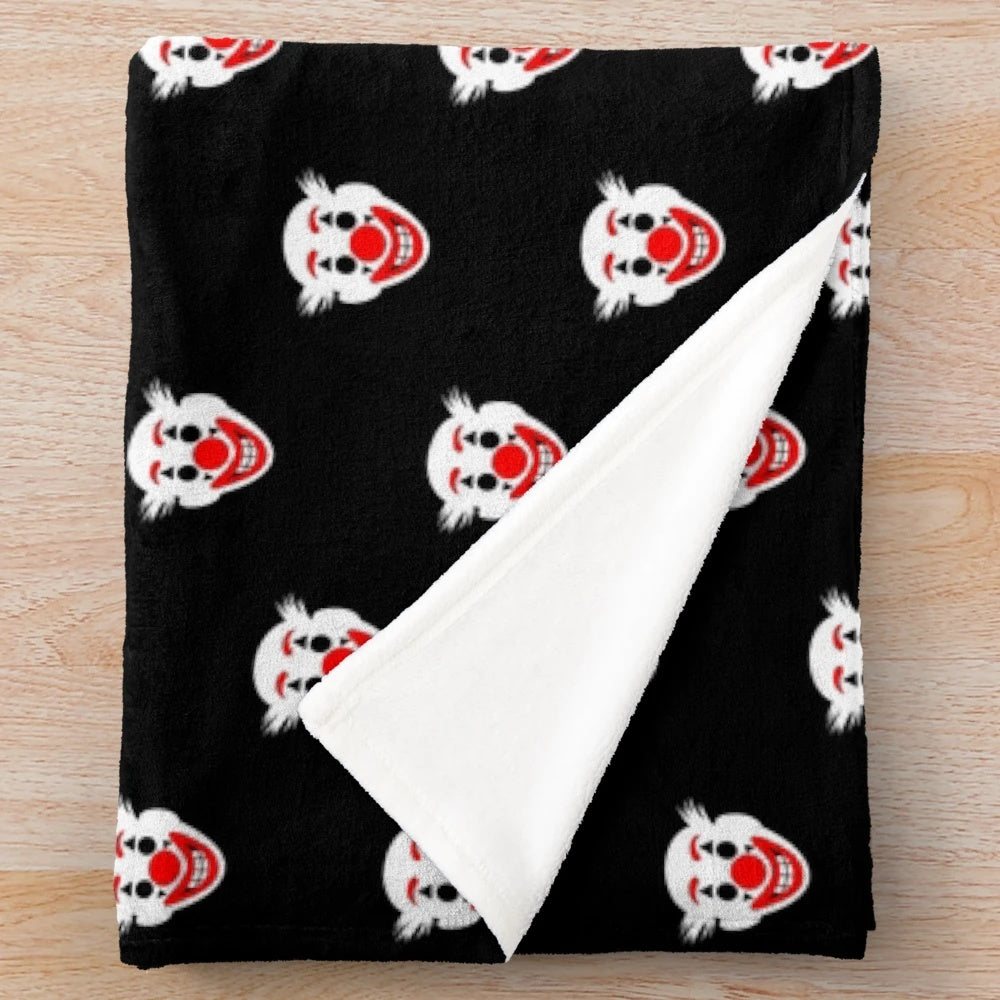 Soft and Plush Crown-Themed Blanket for Movie Lovers