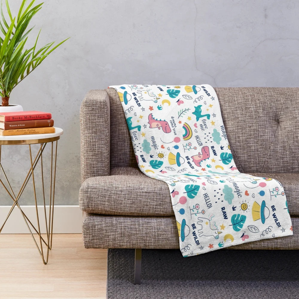 Soft and Comfortable Dinosaur Pattern Plush Blanket