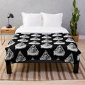 Soft and cuddly dog-themed plush blanket for cozy home comfort