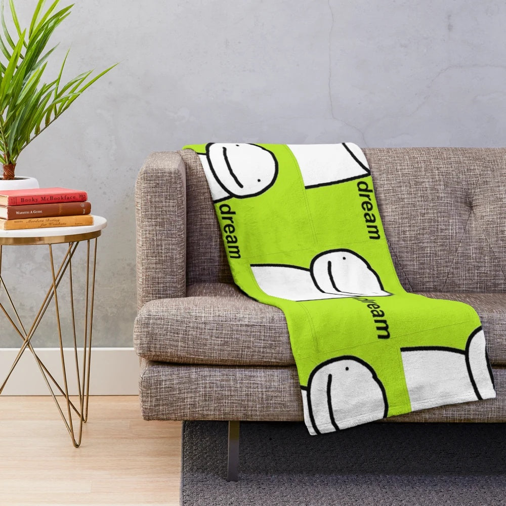 Soft and plush green blanket with dream-inspired design for Minecraft enthusiasts