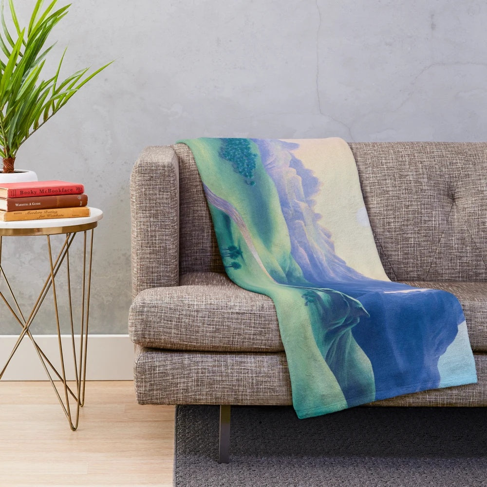Cozy plush blanket with Dueling Peaks design