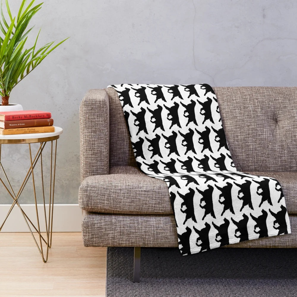 Flat Coated Retriever silhouette design on a soft, plush blanket