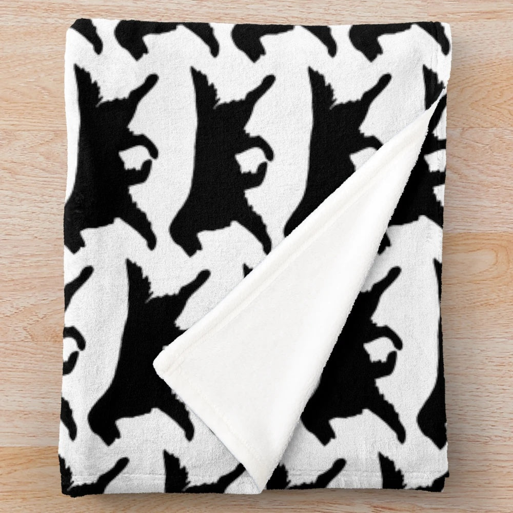 Flat Coated Retriever silhouette design on a soft, plush blanket