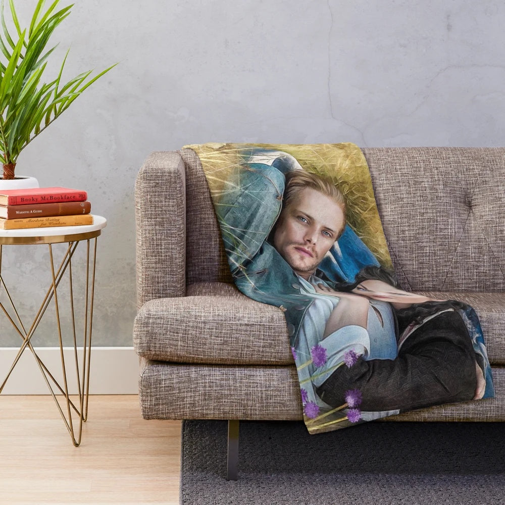 Floral print plush blanket with a garden-inspired design
