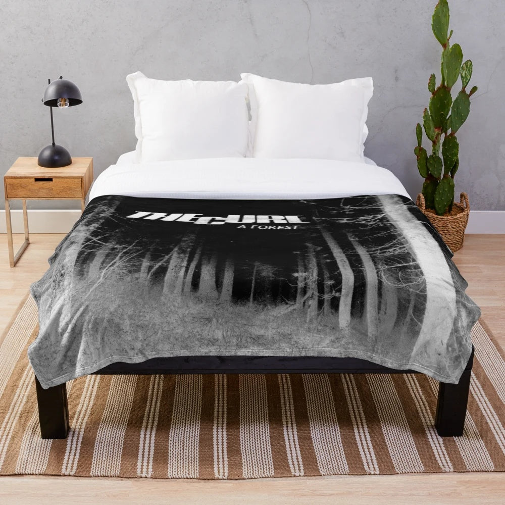 Soft and plush forest-themed blanket for a cozy, nature-inspired ambiance