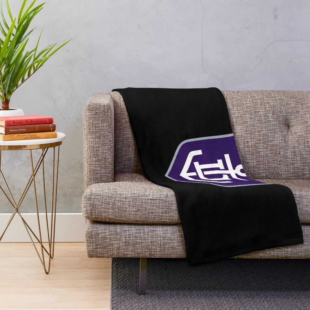 Fremantle Dockers Plush Blanket with team logo