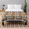 Cozy geometric pattern plush blanket with Scottish tartan-inspired design