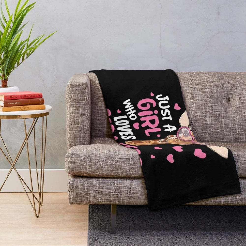 Soft and plush giraffe themed blanket for giraffe lovers
