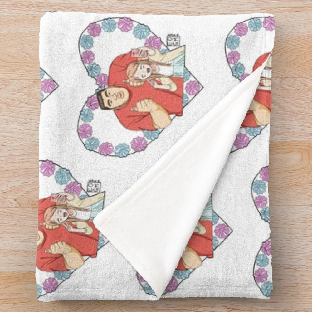 Heart-shaped tattoo design plush anime blanket