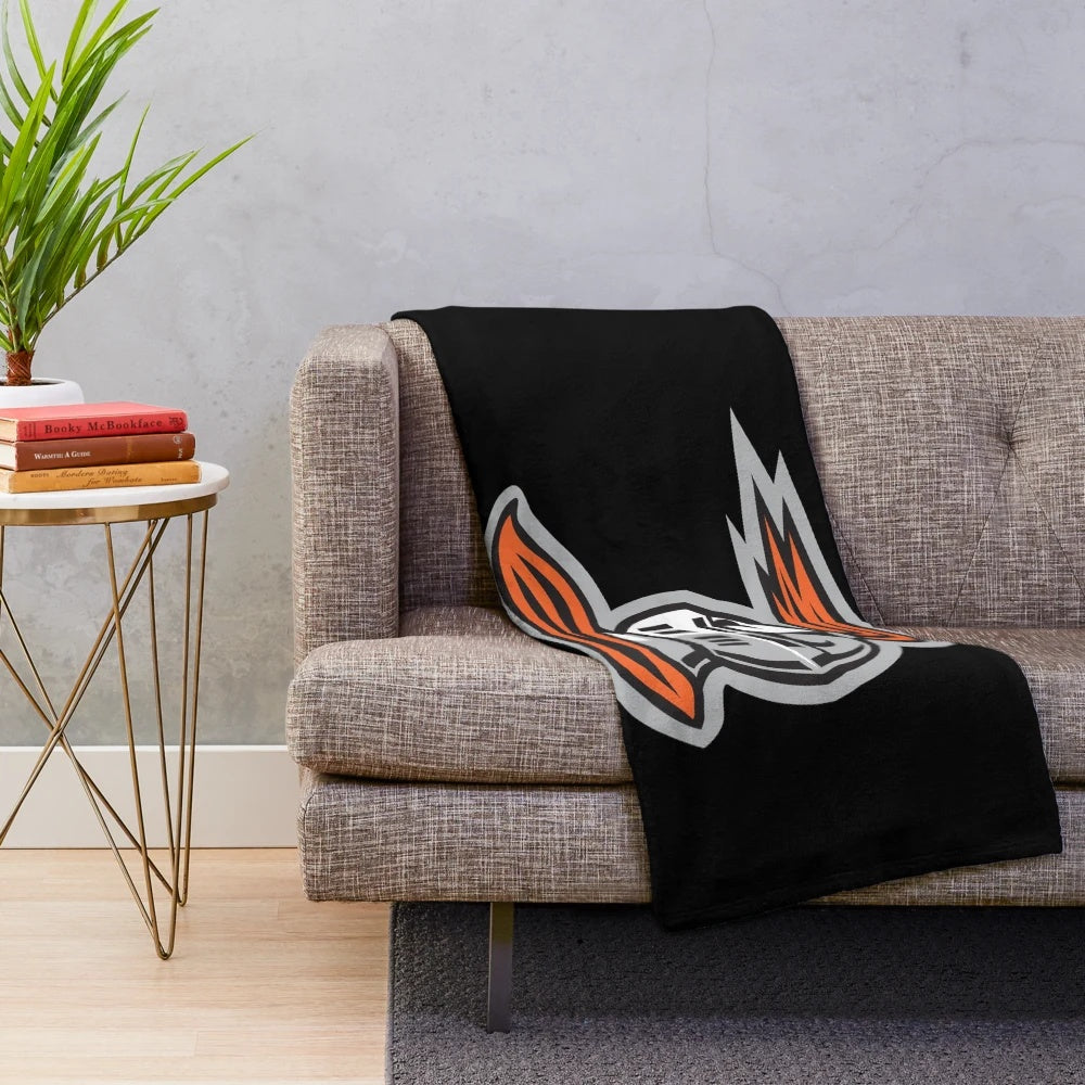 Soft plush blanket in college-inspired Heidelberg style design