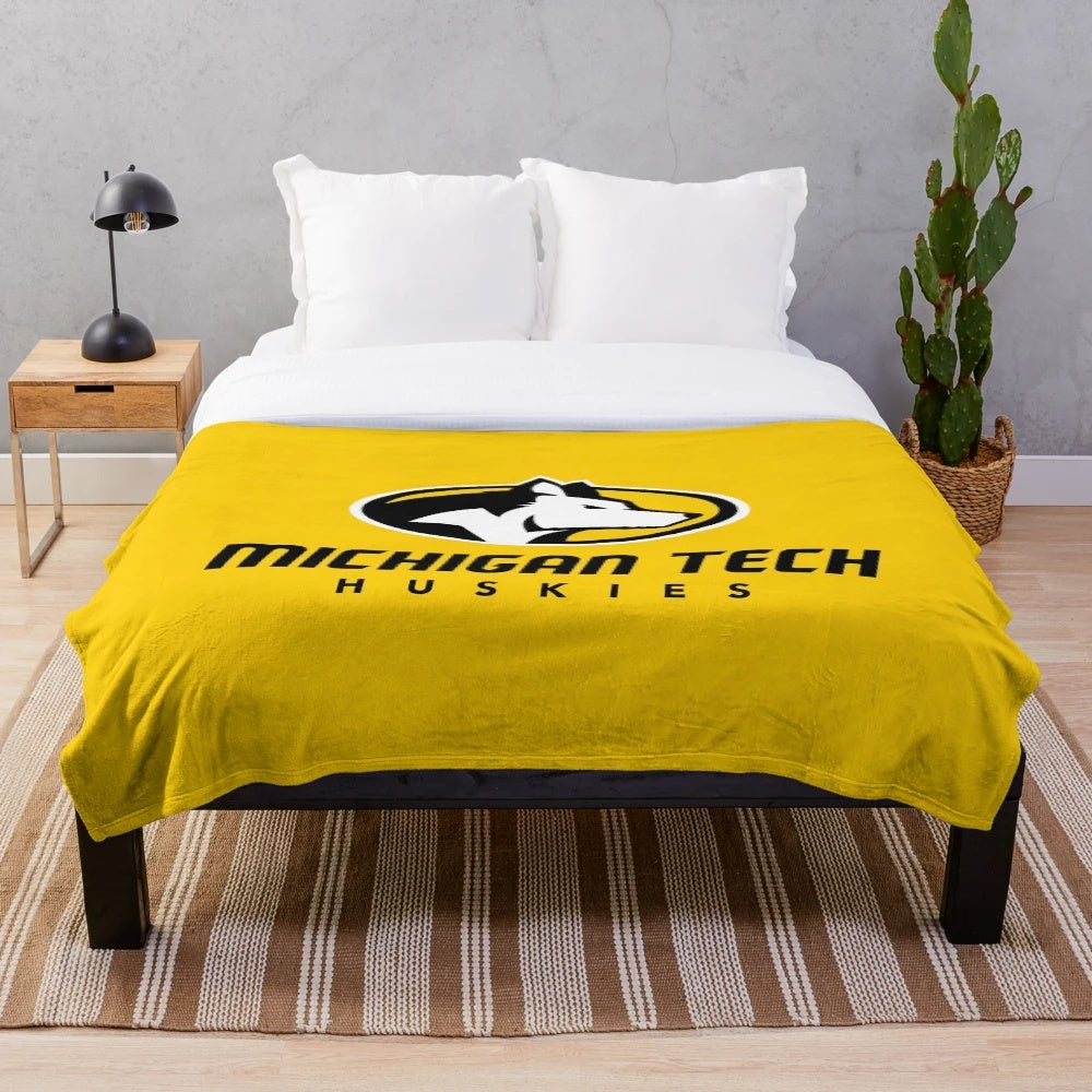 Plush blanket featuring a cute husky dog illustration