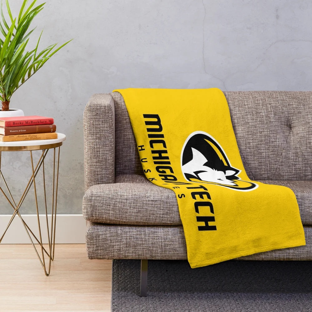 Plush blanket featuring a cute husky dog illustration