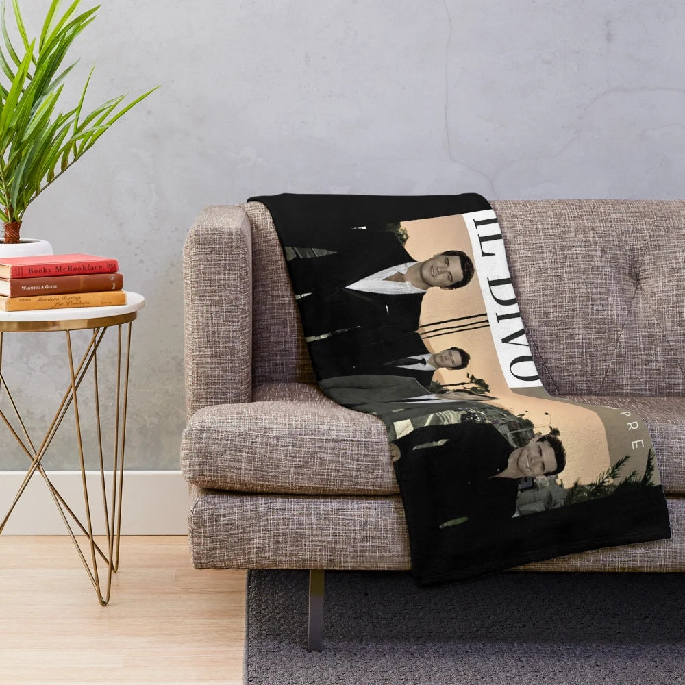 Il Divo-inspired plush blanket with music icons