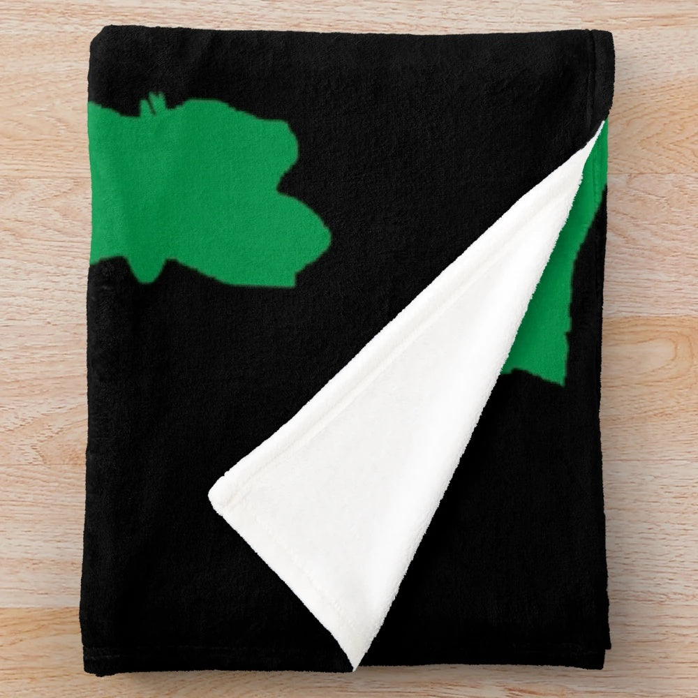 Soft, plush blanket featuring a detailed map and flag of Italy