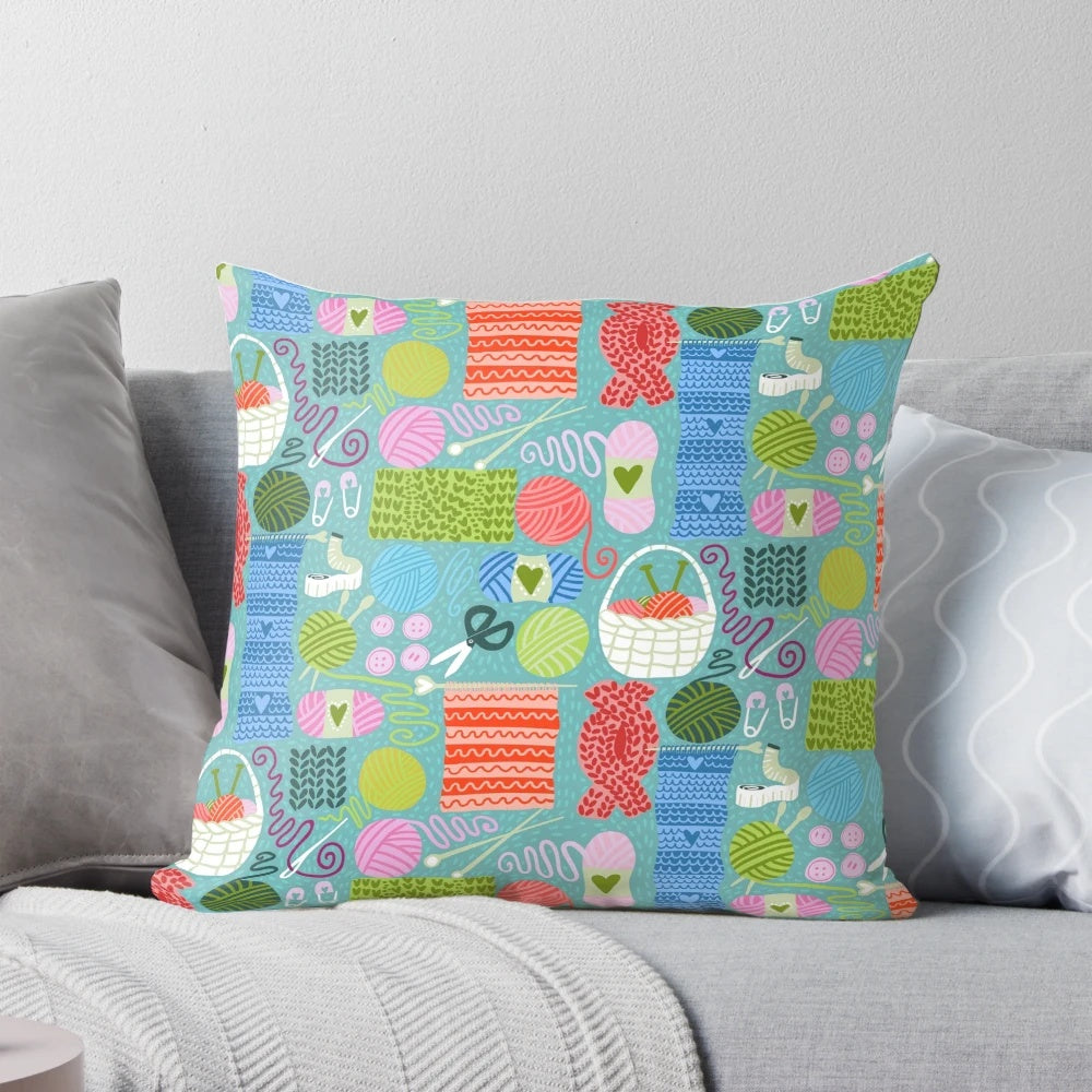 A plush and soft pillow featuring the classic "knit one, purl one" pattern, a must-have for knitting lovers.
