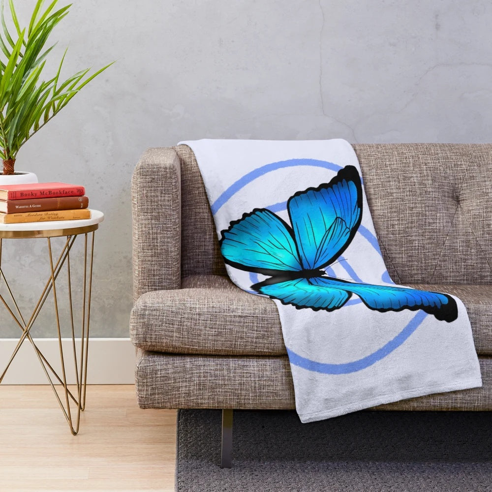 Soft plush blanket featuring "Life is Strange" inspired motifs and characters