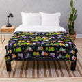 Lovebird pattern plush blanket for bird enthusiasts