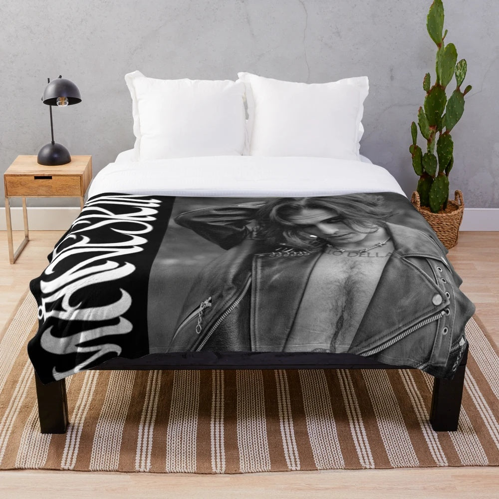 Maneskin Damiano David Plush Blanket