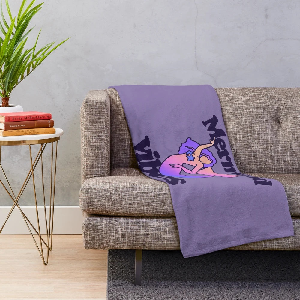 Soft and Plush Mermaid-Themed Blanket