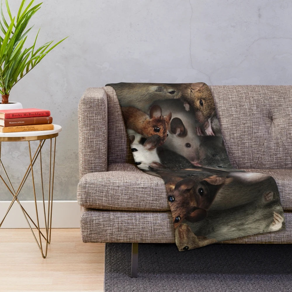 Cute mice plush blanket