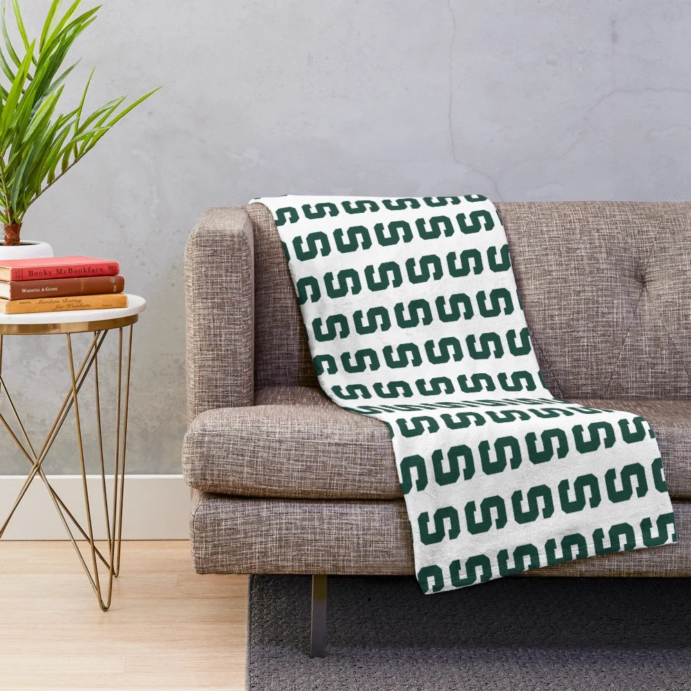 Michigan State Spartans plush sports blanket