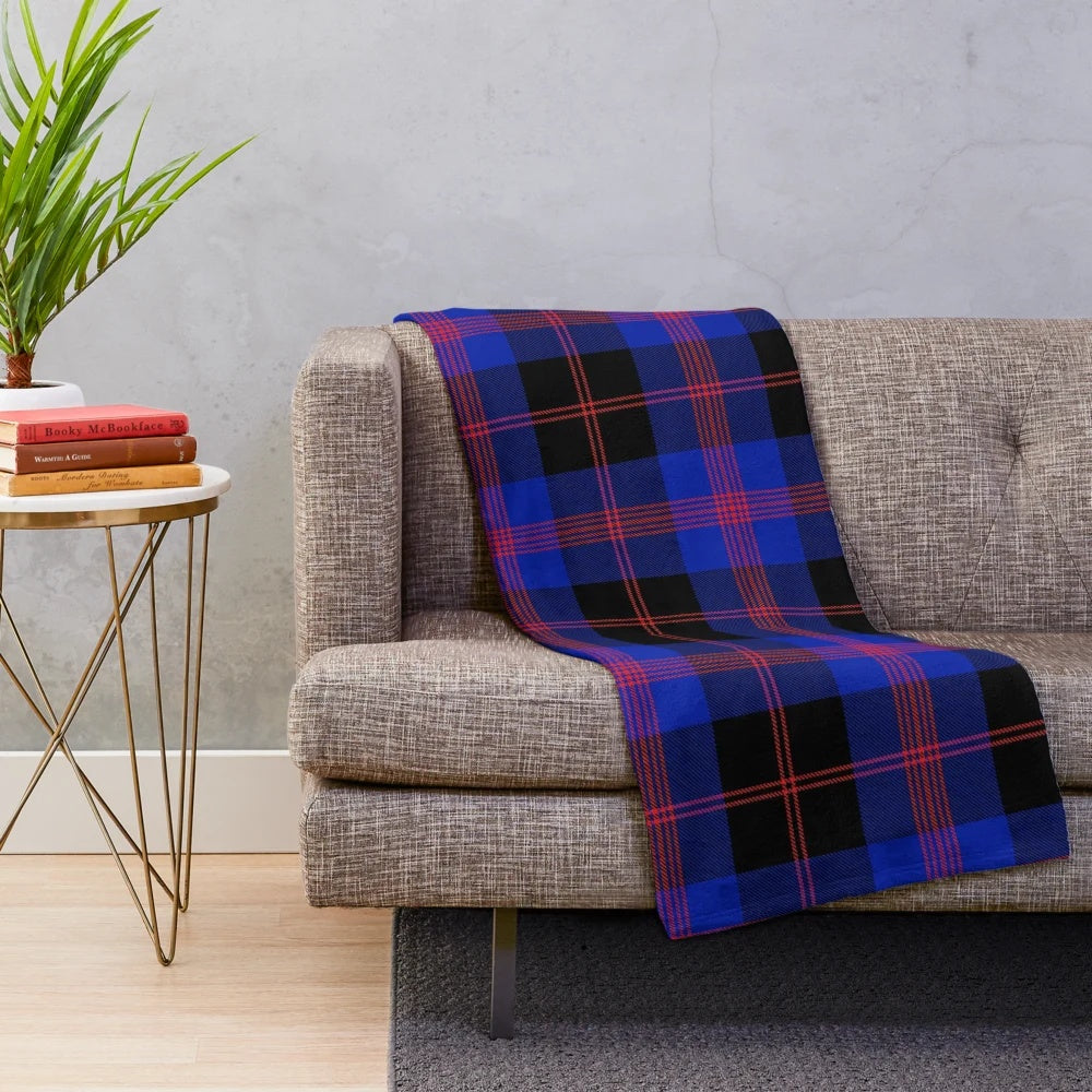 Plush tartan blanket with rampant lion design