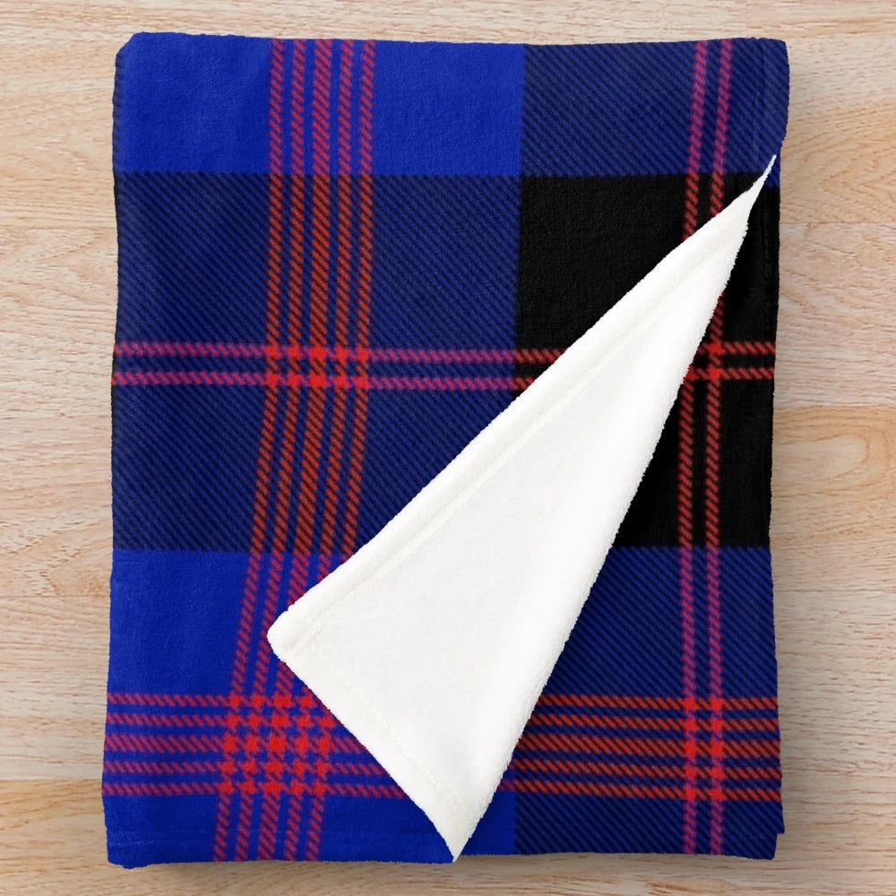 Plush tartan blanket with rampant lion design