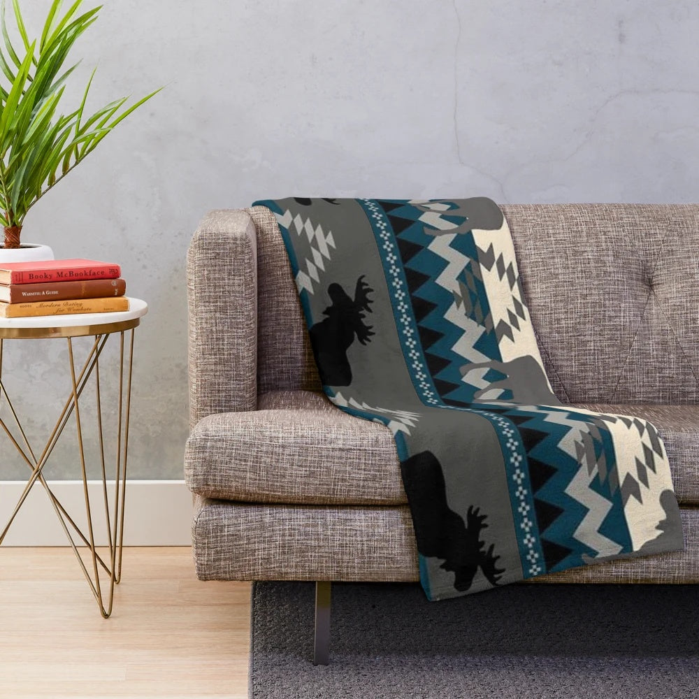 Soft and warm plush moose design blanket for cozy home decor