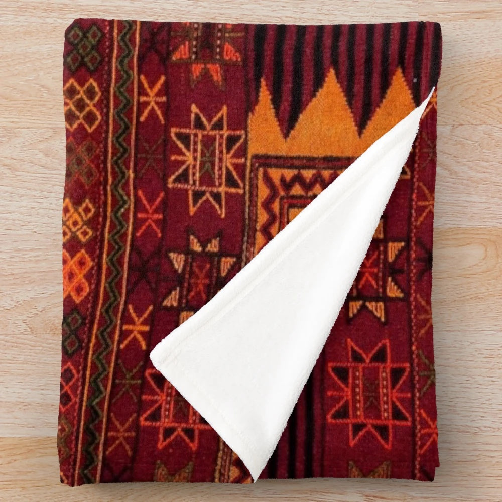 Plush blanket with Moroccan-inspired artwork design