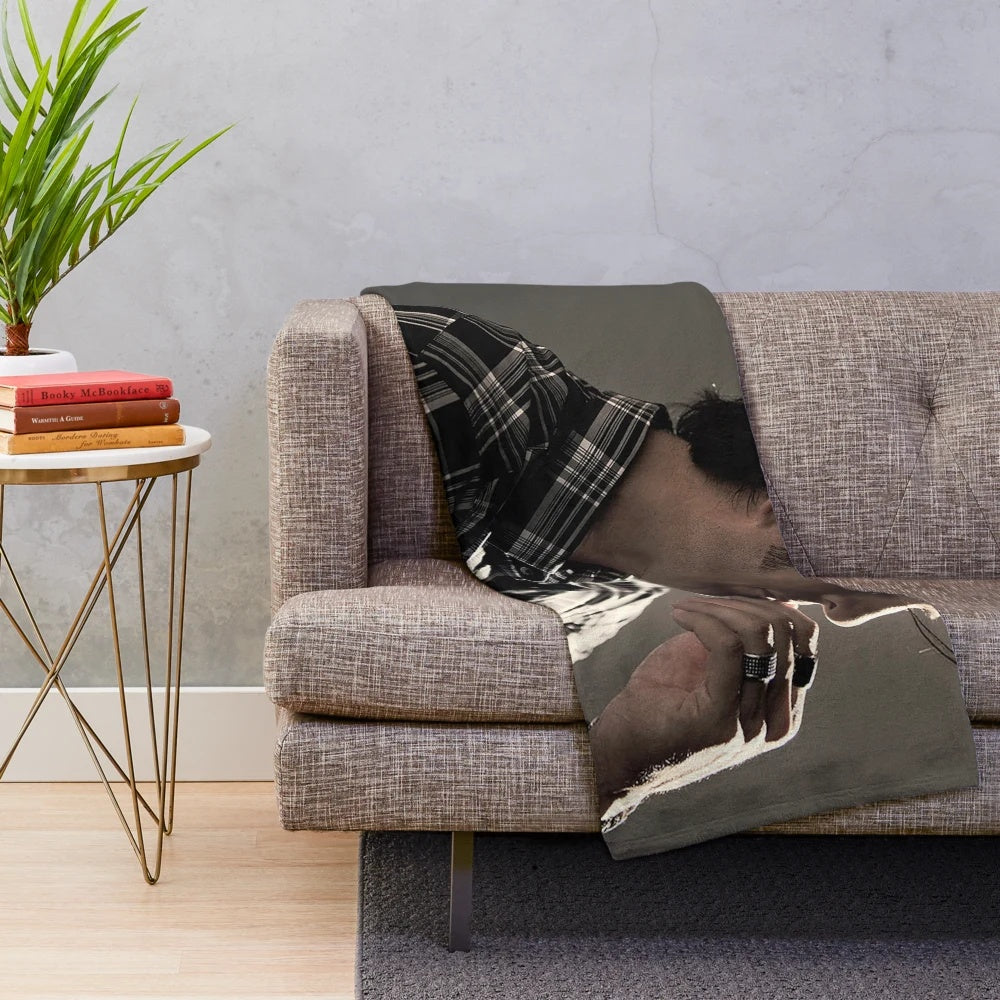 Chayanne-inspired music plush blanket