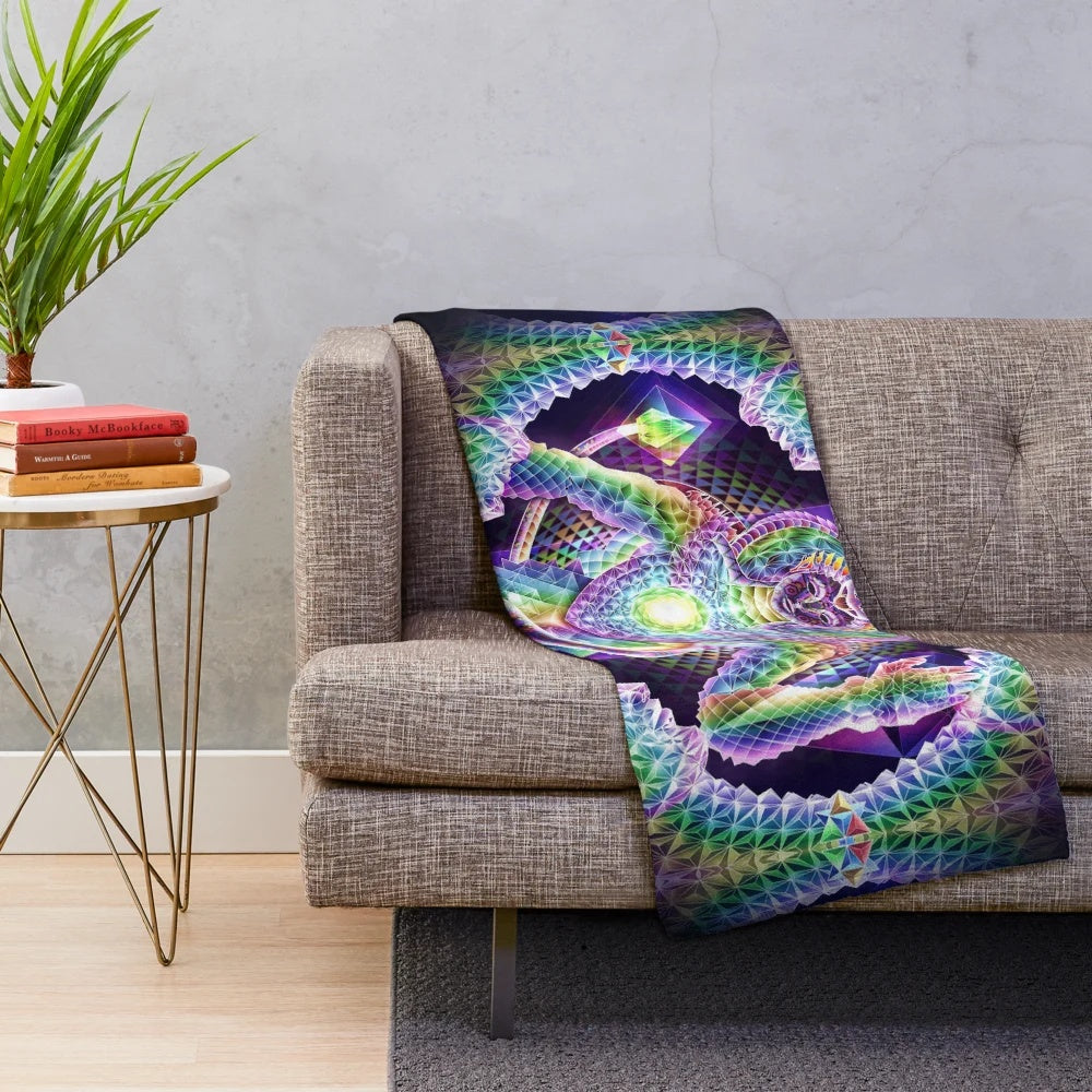 Cozy nature-inspired plush blanket with soft fleece