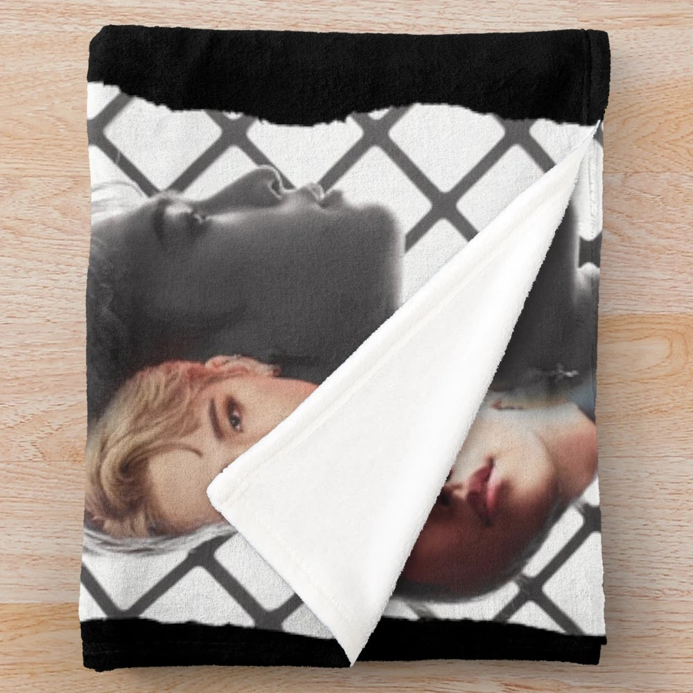 Oneus Plush Blanket with Members' Images