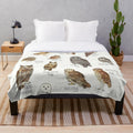 Soft and Plush Owl-Themed Blanket for Home Decor