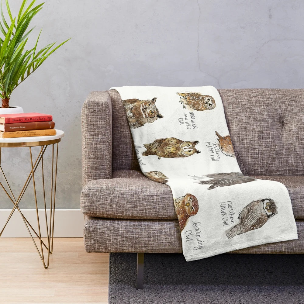Soft and Plush Owl-Themed Blanket for Home Decor