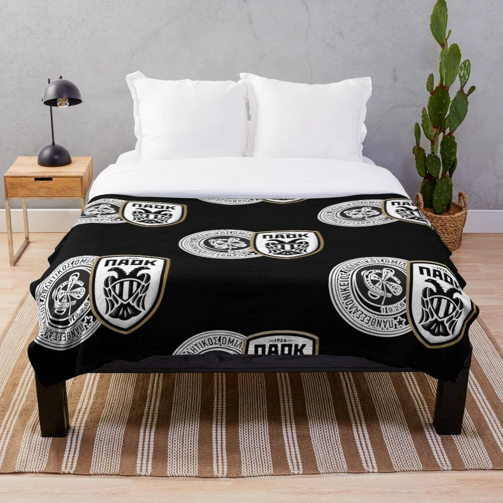 Paok plush blanket with double layer design