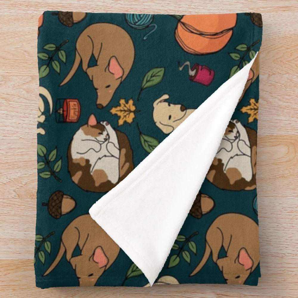 Plush blanket with autumn-themed pet design
