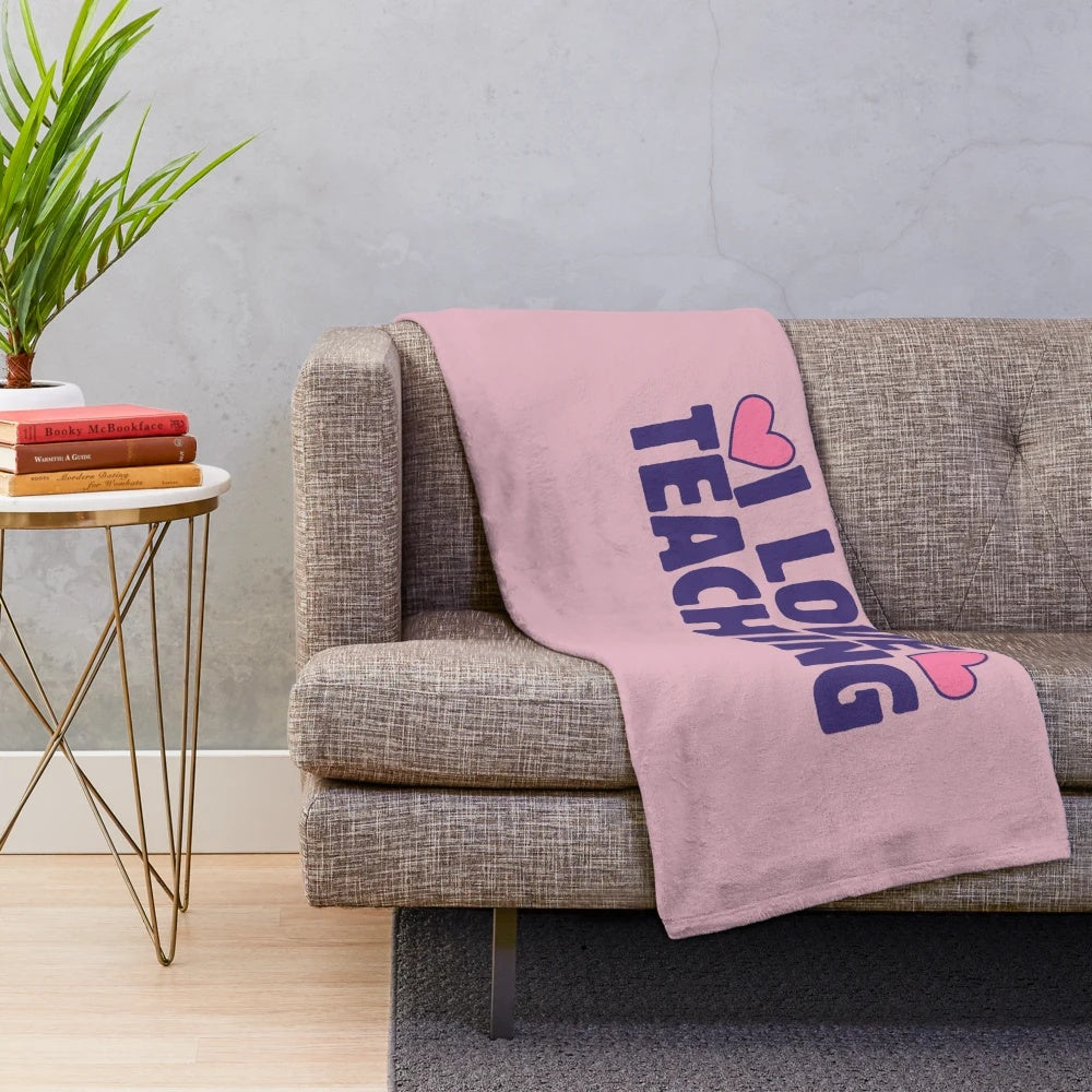 Plush blanket with "I love teaching" design for teachers