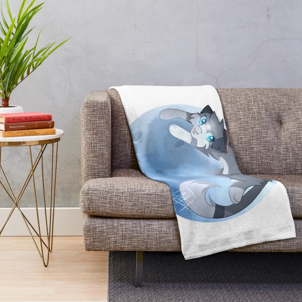 Soft and Warm Plush Blanket with Warrior Cat Design
