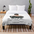 Plush blanket featuring the name and artwork of German pop singer Ayliva