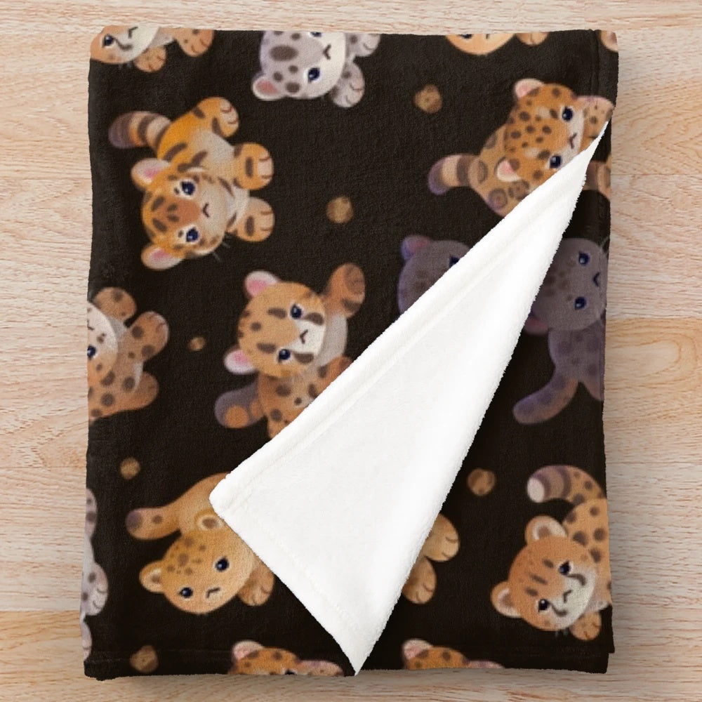 Plush blanket with big cat print design