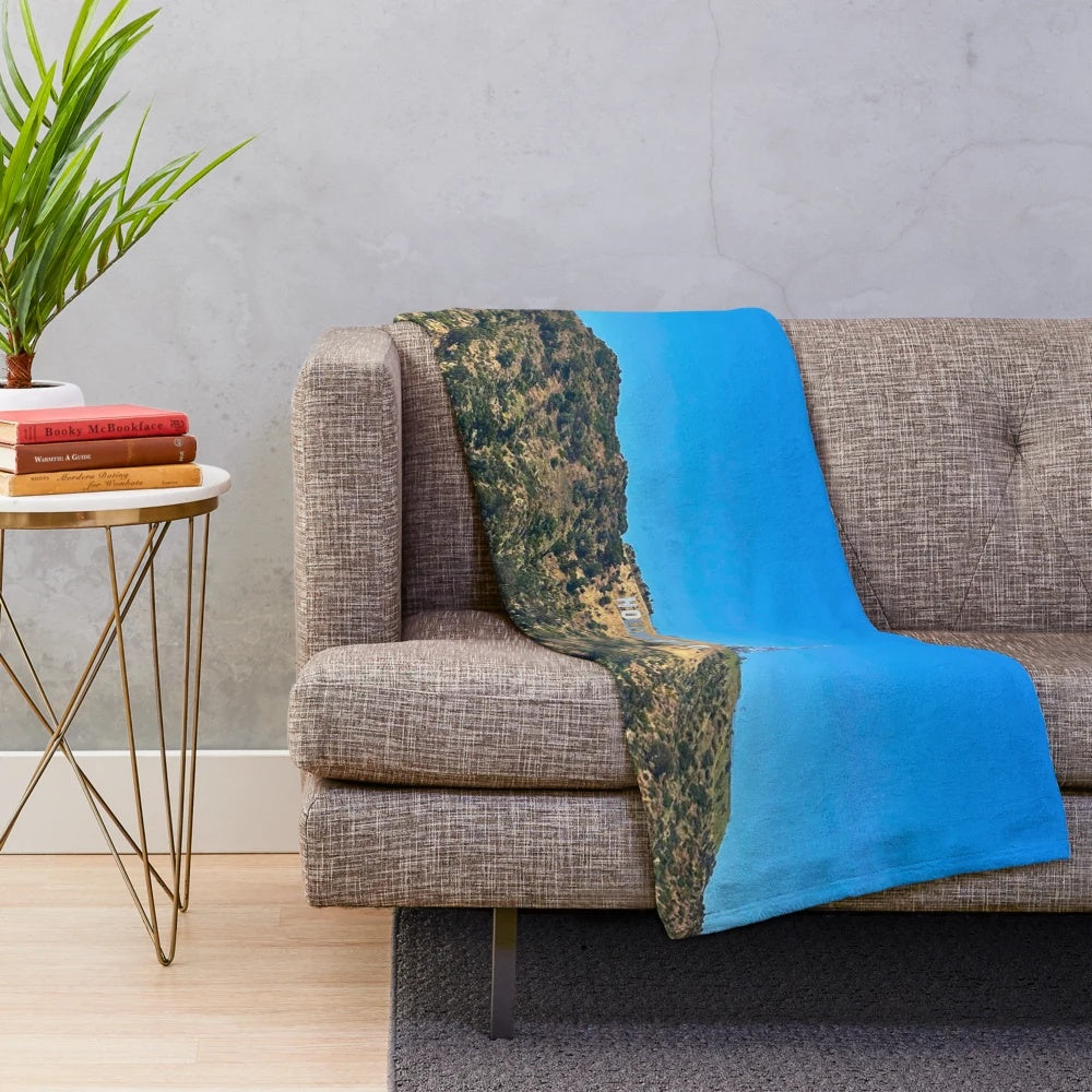 Soft plush blanket featuring a scenic image of the iconic Hollywood Sign in Los Angeles