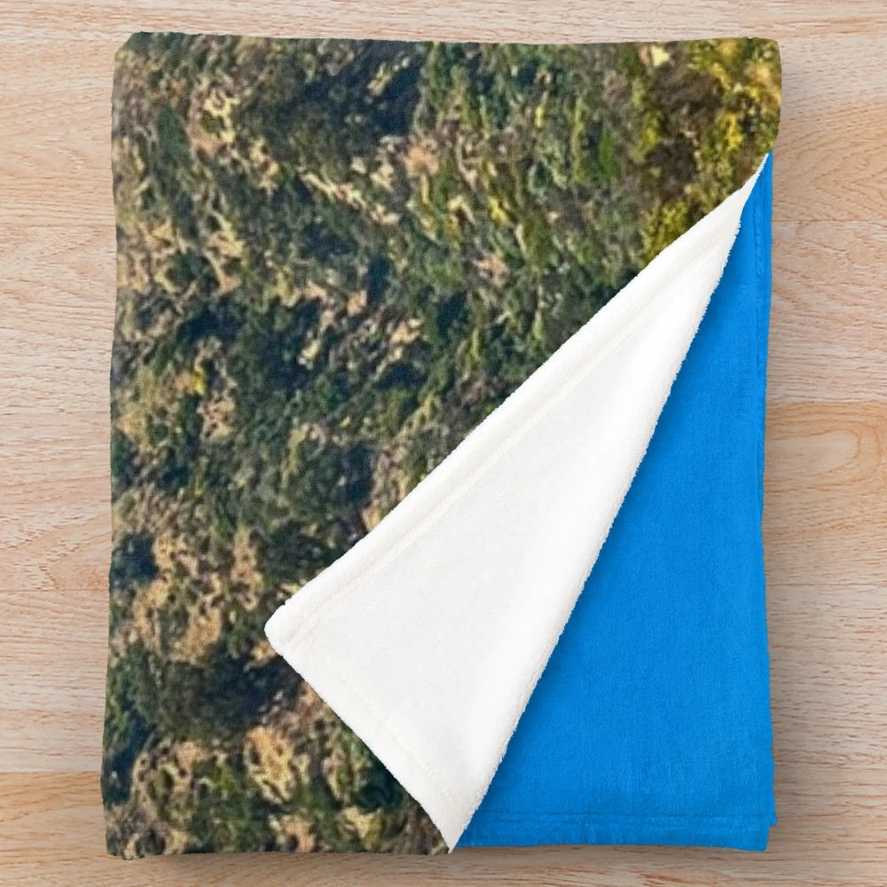 Soft plush blanket featuring a scenic image of the iconic Hollywood Sign in Los Angeles