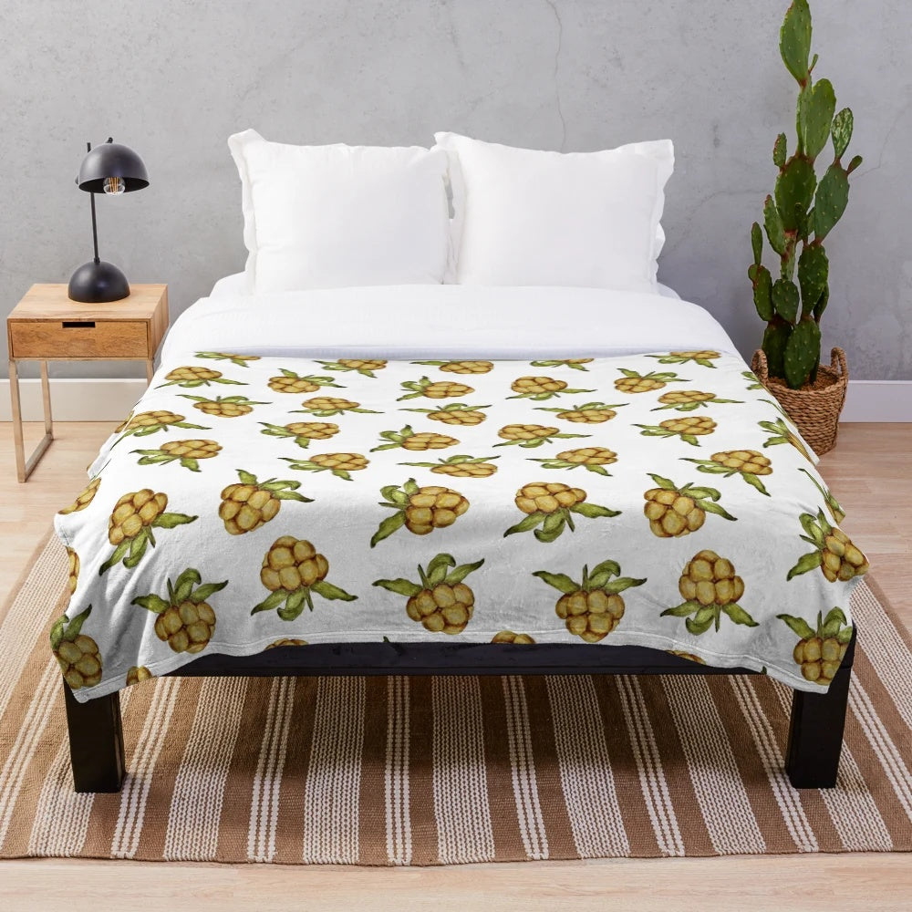 Salmonberry pattern plush blanket