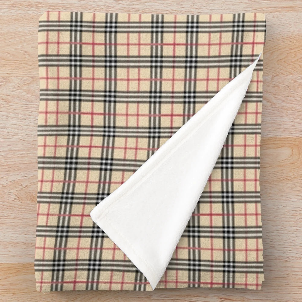 Plush blanket with classic Scottish tartan pattern