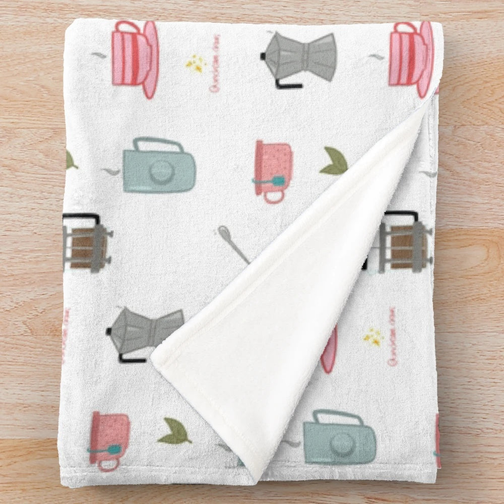Cozy, plush floral and botanical patterned blanket for coffee lovers
