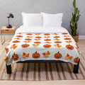 Pumpkin pattern plush blanket for autumn and Halloween
