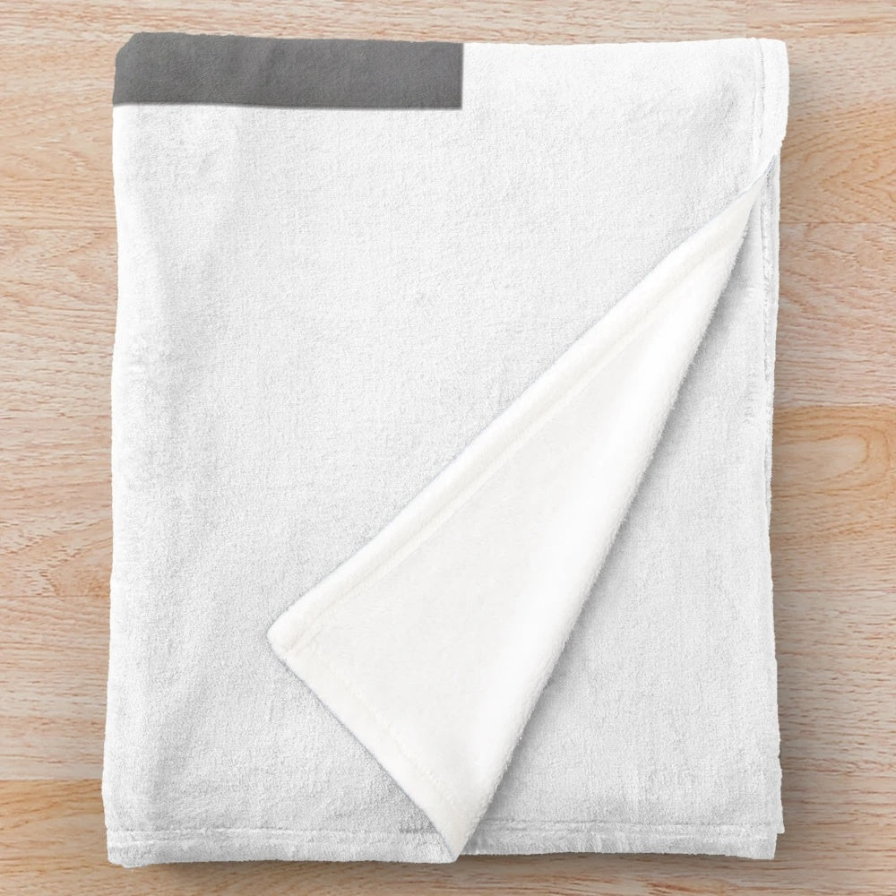 Queen-sized plush blanket with a retro design for cozy relaxation